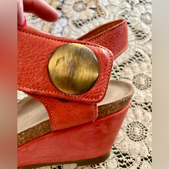 🔥Taos Carousel Open Toe Leather Wedge Sandals🔥 - Picture 5 of 12